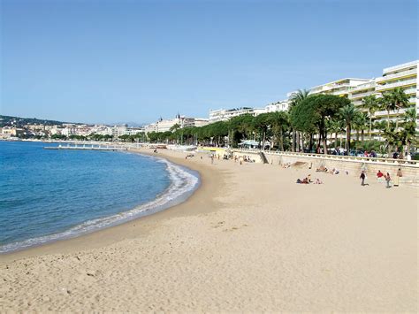 beach  cannes france wallpapers  images wallpapers pictures