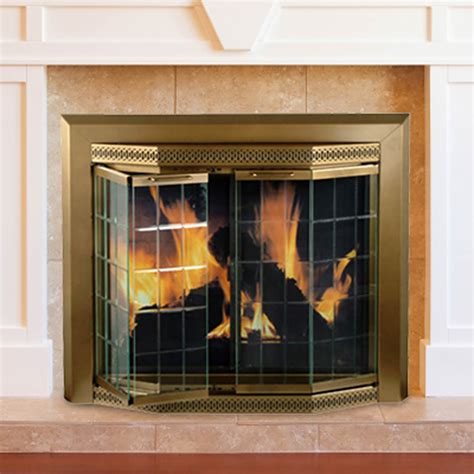 Pleasant Hearth Grandior Bay Medium Bifold Style Glass Door Fire Screen