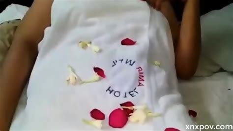 Indian Couple Having Honeymoon Sex Eporner