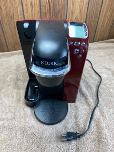 Keurig Single Cup Coffee Maker Model K70 Powers On Brews Half Cups