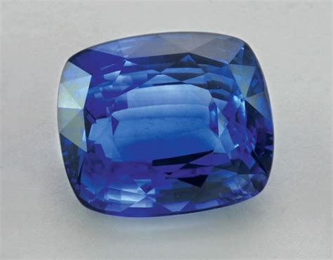 expensive blue garnet   carats  sold   million      soft