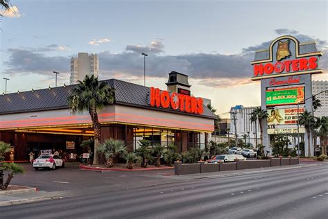 Hooters Las Vegas Is Gettina New Name Look As Indian