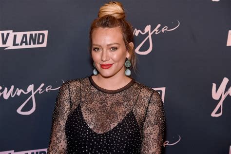 hilary duff begs paparazzi to stop hunting her at 9 months pregnant