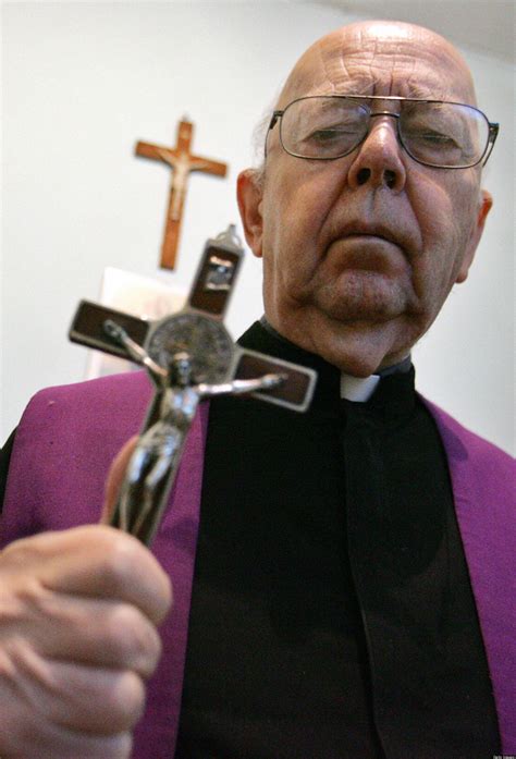 gabriele amorth catholic priest  exorcist  hes