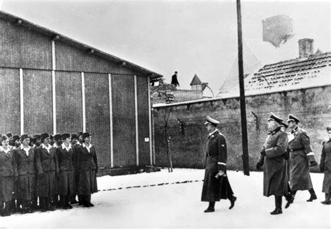 ravensbrück the all female concentration camp in 23 haunting photos