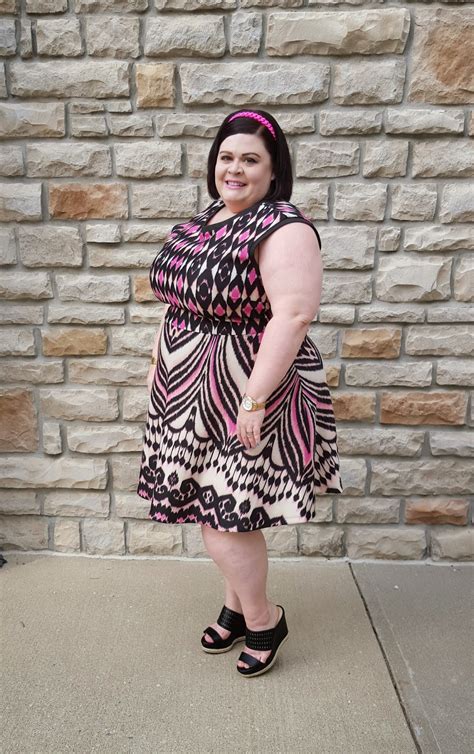 thestylesupreme plus size ootd taylor scuba fit and flare