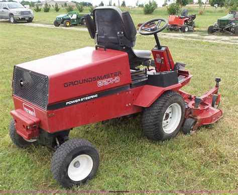 toro groundsmaster  lawn mower  abilene ks item  sold purple wave