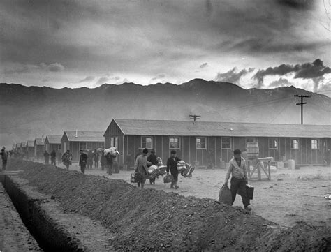 japanese internment camps