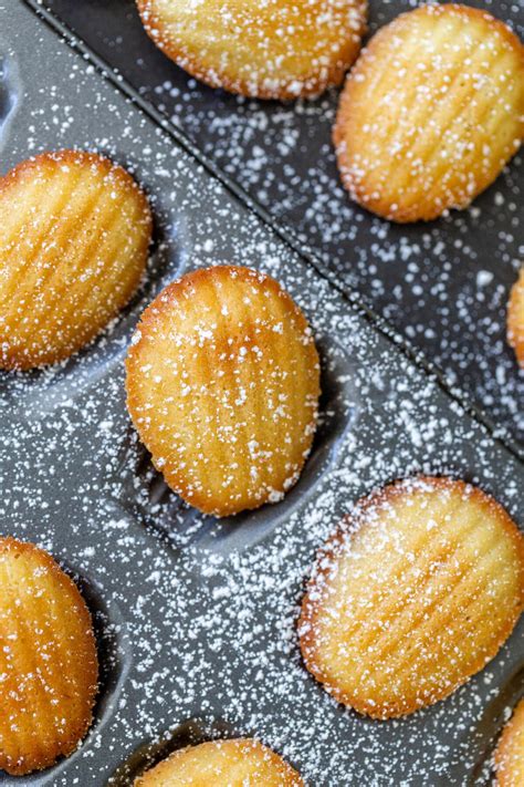 classic french madeleine cookies momsdish