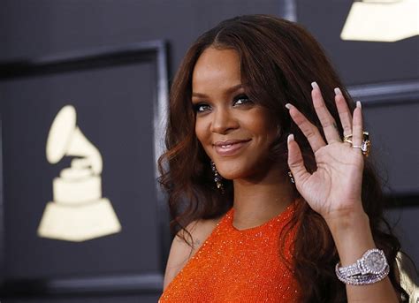 Rihanna Named Humanitarian Of The Year By Harvard Daily Sabah