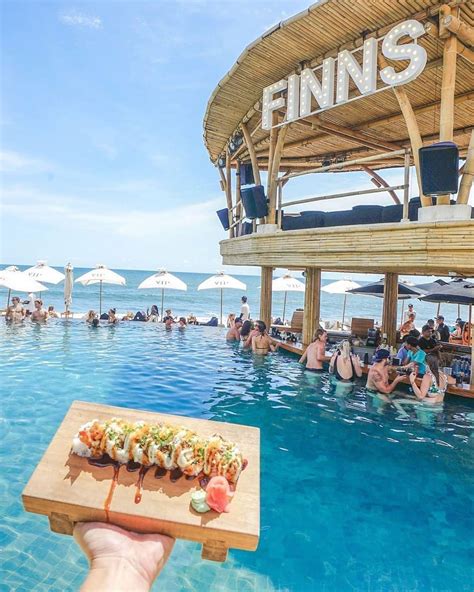 Lets Roll 🍣⠀⠀ ⠀⠀ 📍finns Beach Club ⠀⠀ 📸 Finnsbeachclub ⠀⠀ ⠀⠀ Bali
