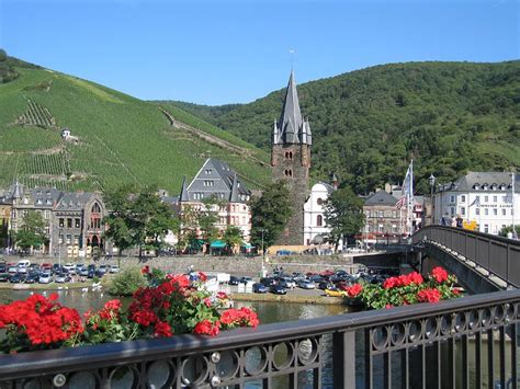 bernkastel kues   mosel river  germany love  weinfest places   romantic city