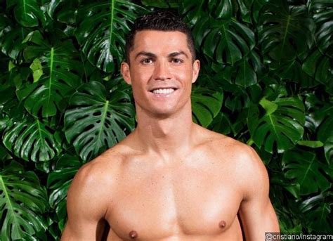 He Fakes It Cristiano Ronaldos Accused Of Stuffing His Manhood To