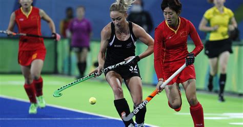 Dutch Ready For Field Hockey Quarters After Beating Germany
