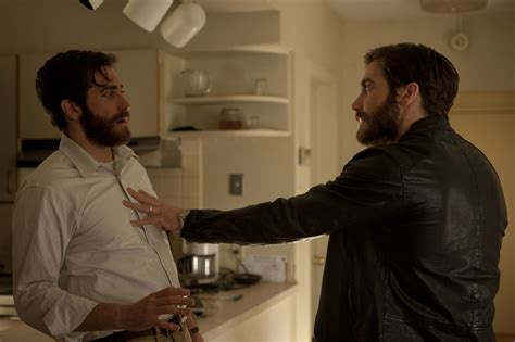 review in enemy jake gyllenhaal sees double time