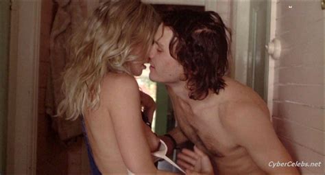 abbie cornish gets naked with heath ledger in the movie candy pichunter