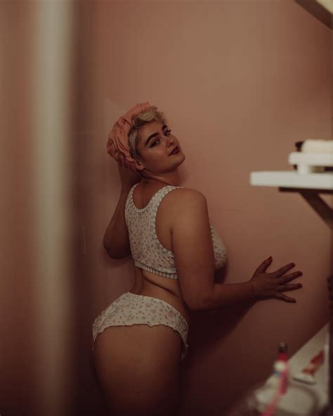 Picture Of Stefania Ferrario