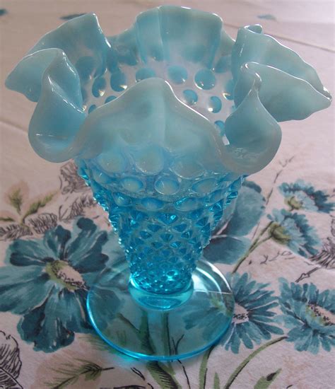 Vintage Fenton Art Glass Blue Opalescent Hobnail Ruffled Vase 30 00