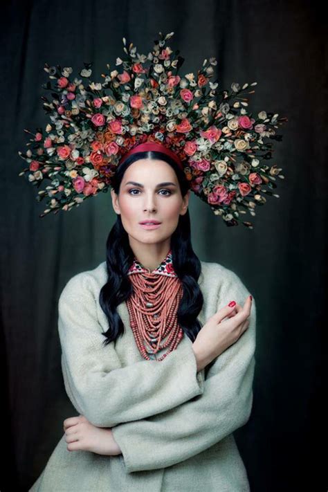 ukrainian beauty folk fashion floral headdress headpiece