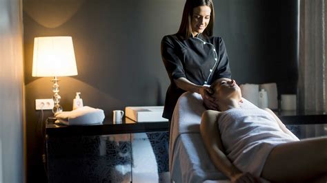 why choosing a career as a massage therapist