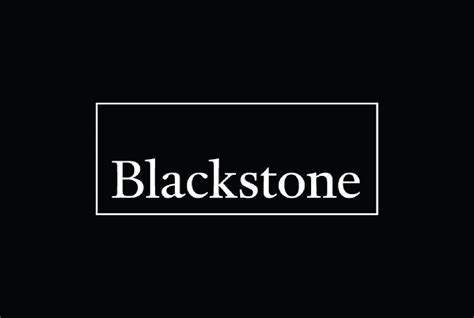 blackstone gana  millones en el primer trimestre   menos