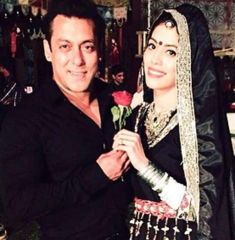 Salman Khan Spotted Raving A Kiss By A Mysterious Woman On Valentine S