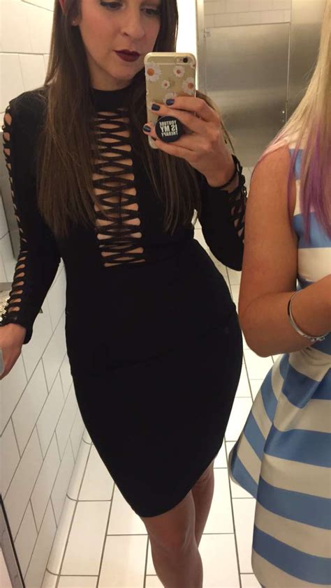 Free The Gabbie Show Revealing Cleavage 20 Pics 4 S Pictures Sexy