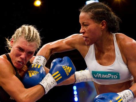 New Norway Government To End Ban On Pro Boxing