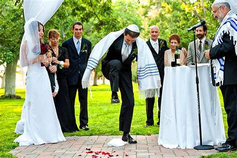 15 surprisingly unusual wedding traditions from around the