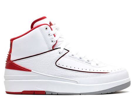 air jordan  retro whiteblack vrsty red cmnt gry flight club