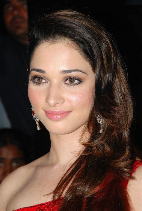 high quality bollywood celebrity pictures milky white beauty tamanna bhatia super hot skin show