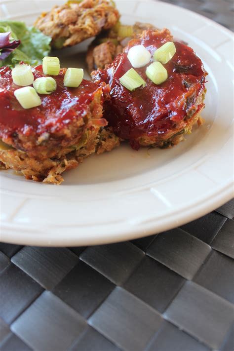 mini turkey meatloaves poultry recipes chicken recipes chicken meals easy weeknight dinners