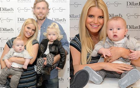 Jessica Simpson Shares Sassy New Photo Of Maxwell She Looks Just