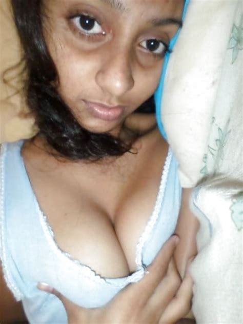 beautiful desi girl nude 14 pics