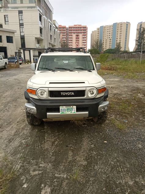 reg  toyota fj curiser  sale  autos nigeria