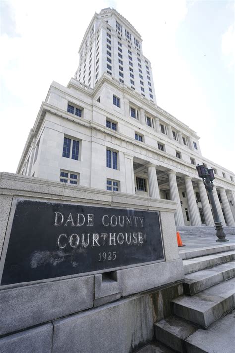 miami dade county courthouse closed  repair  structural review