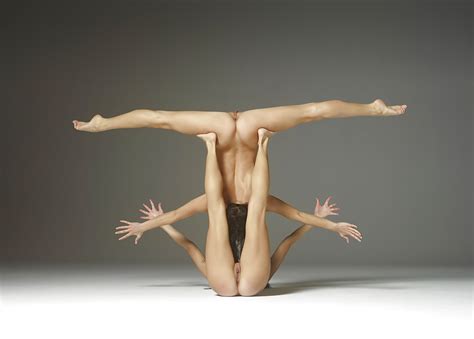 julietta and magdalena rhythmic gymnastics 15 pics