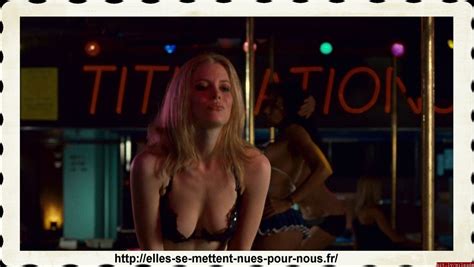gillian jacobs nude and showing off her perfect breasts pics
