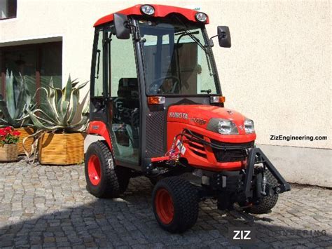 kubota bx  agricultural tractor photo  specs