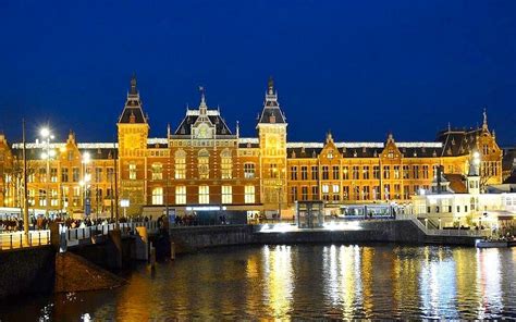 centraal station amsterdam