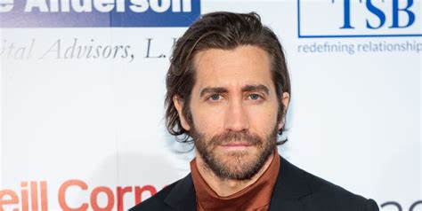 Jake Gyllenhaal Is Here To Fill Your Suit With Sunshine