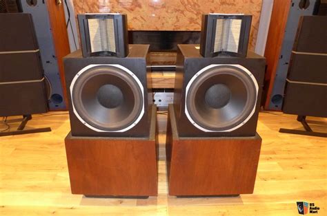 pair  vintage audiophile ess amt  floor standing speakers restored