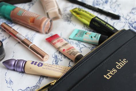 The 6 Essentials For Your Makeup Bag Mythirtyspot