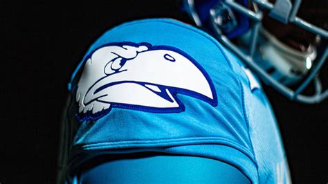 kansas jayhawks unveil throwback inspired homecoming uniforms