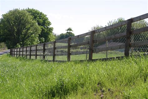 yard fencing frs fencing