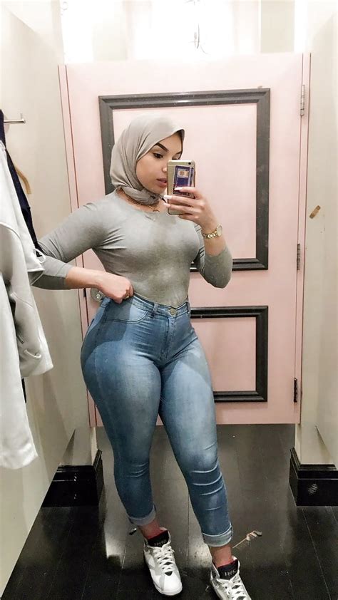 thick teen hijabi hanny madani 8 pics