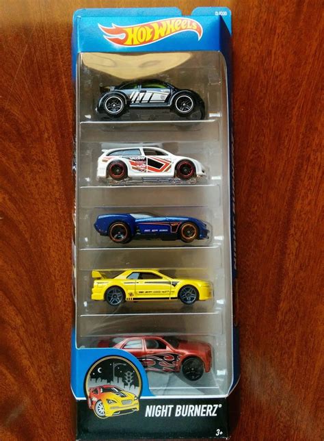 fantastic  hot wheels  packs  hit   lamleygroup