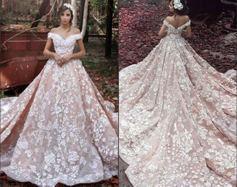 China Cap Sleeves Bridal Gowns Luxury Flowers Pink Arabic Wedding
