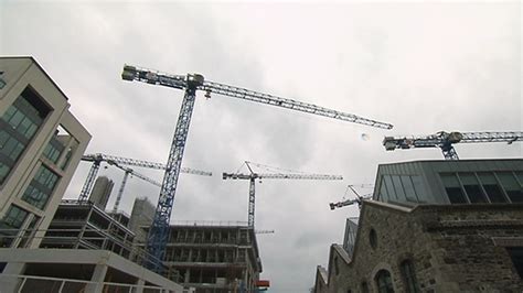 crane drivers dispute talks being held at wrc