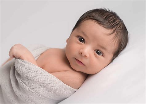 newborn baby  wallpapers unpopular opinions baby edition